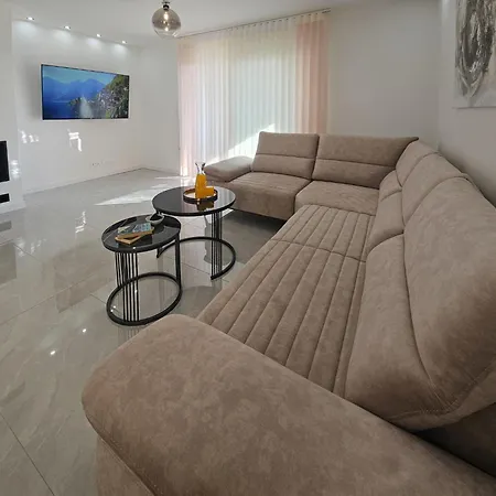 Budimir By Interhome * Imotski